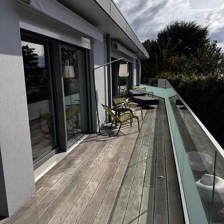 Villa La Riviera *